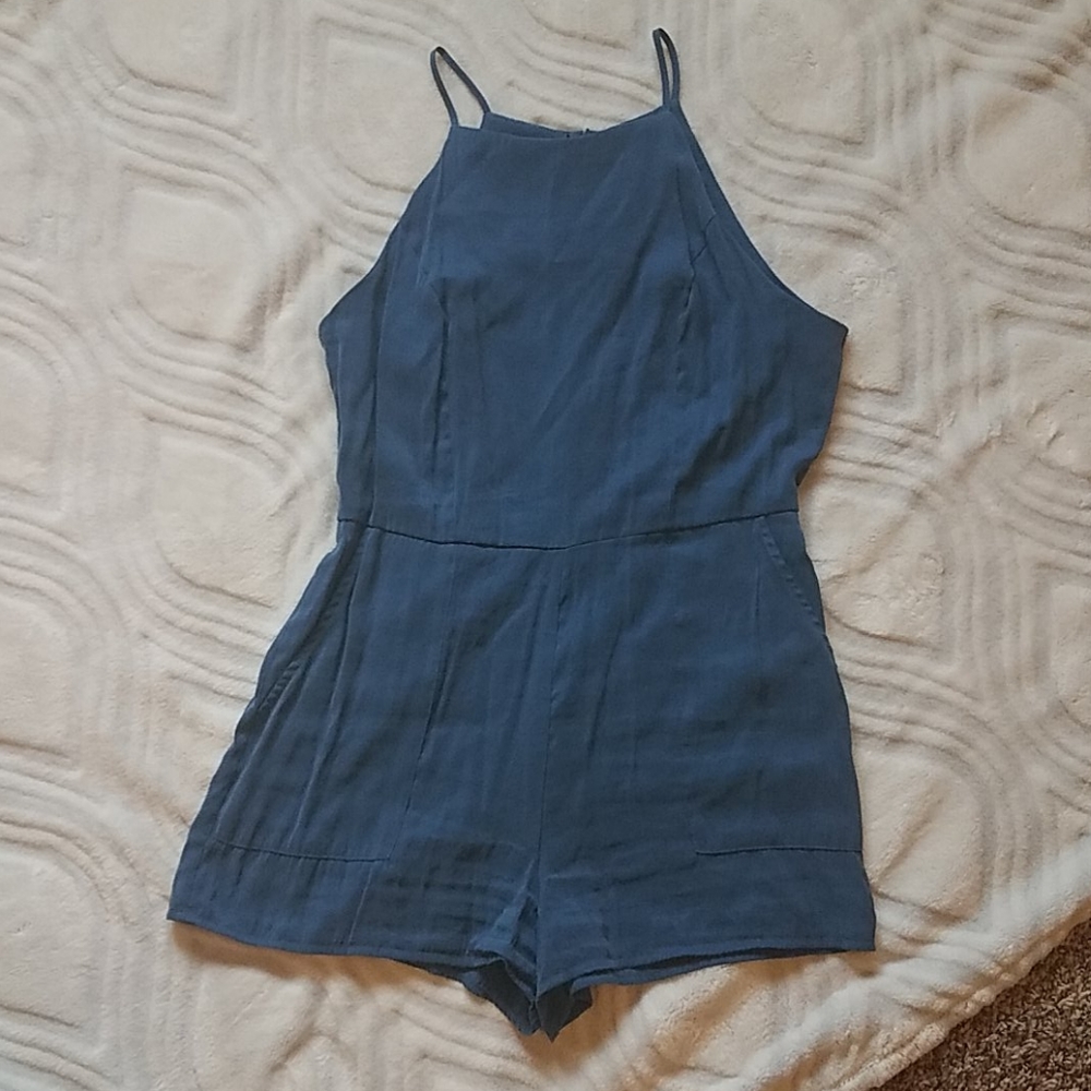 Romper - Picture 1 of 4